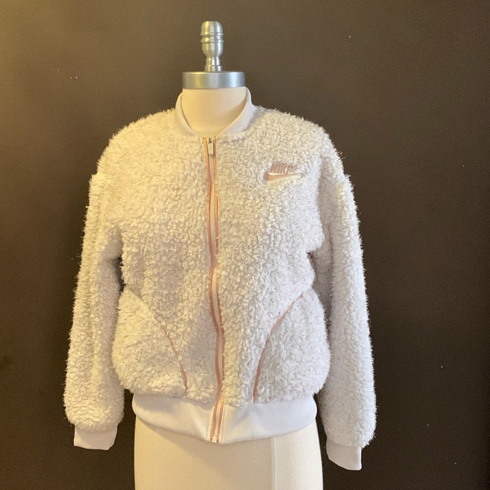 Nike Big kids zip up jacket off white and copper size XL